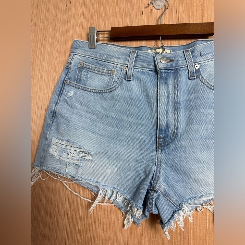 Madewell Relaxed Denim Shorts, Size 28 (v) - Picture 2 of 8